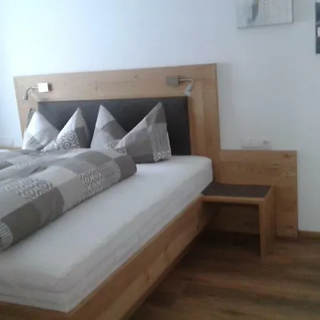 Gartenwohnung - Tanja Tipotsch Apartamento *