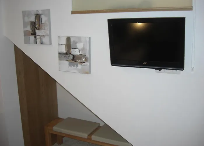 Gartenwohnung - Tanja Tipotsch *