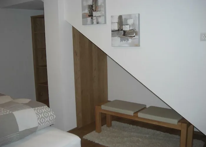 Gartenwohnung - Tanja Tipotsch *