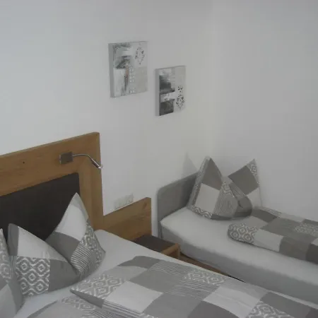Apartment Gartenwohnung - Tanja Tipotsch *