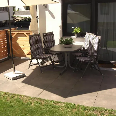 شقة Gartenwohnung - Tanja Tipotsch *